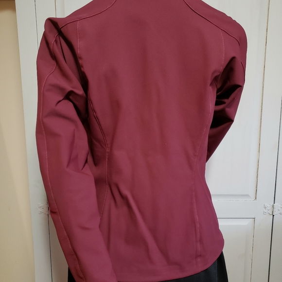 Outdoor Research Windbreaker Runners Shell - Picture 3 of 7